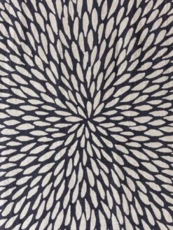 Kamawanu Tenugui - Chrysanthemum -Rikumo Four Design Kamawanu Tenugui Chrysanthemum Grey 3