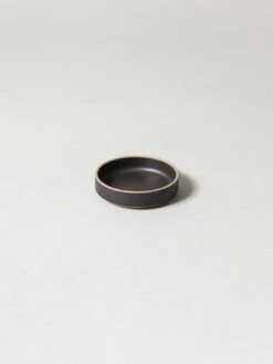 Hasami Porcelain Plate - Matte -Rikumo Hasami Porcelain Plate Matte Black 3 2