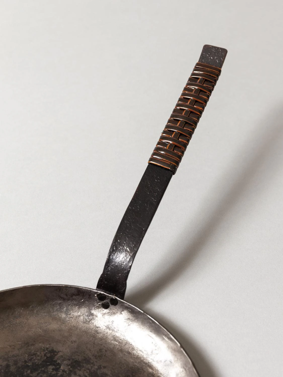 Tangetsu Tuka Iron Frying Pan 5 Tangetsu Tuka Iron Frying Pan - Image 3