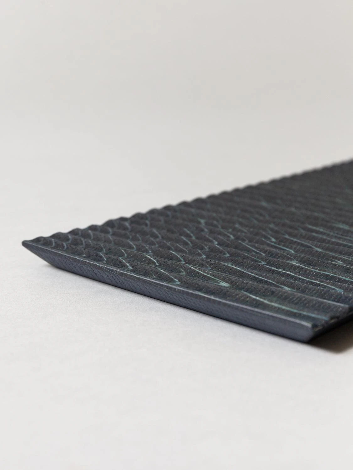 Tsuki-Jiri Indigo Oak Plate 7 Tsuki-Jiri Indigo Oak Plate - Image 5