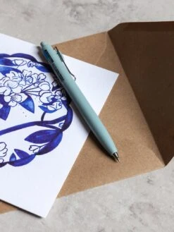 Uni-Ball One Pen -Rikumo MTI Inc Uni Ball One Pen Lifestyle 1