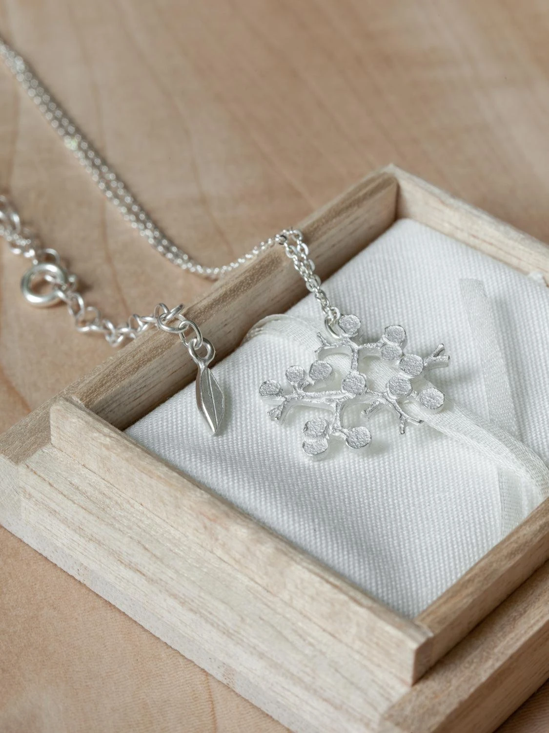 Tsubu Tsubu Wild Grape Necklace 7 Tsubu Tsubu Wild Grape Necklace - Image 5