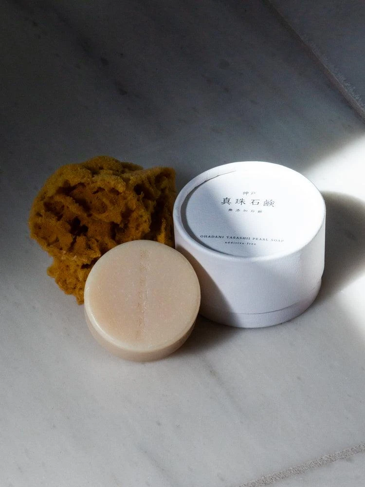 White Pearl Soap 4 White Pearl Soap - Image 2