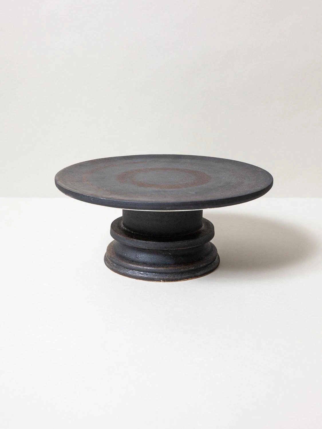 Mishim Cake Pedestal 5 Mishim Cake Pedestal - Image 3