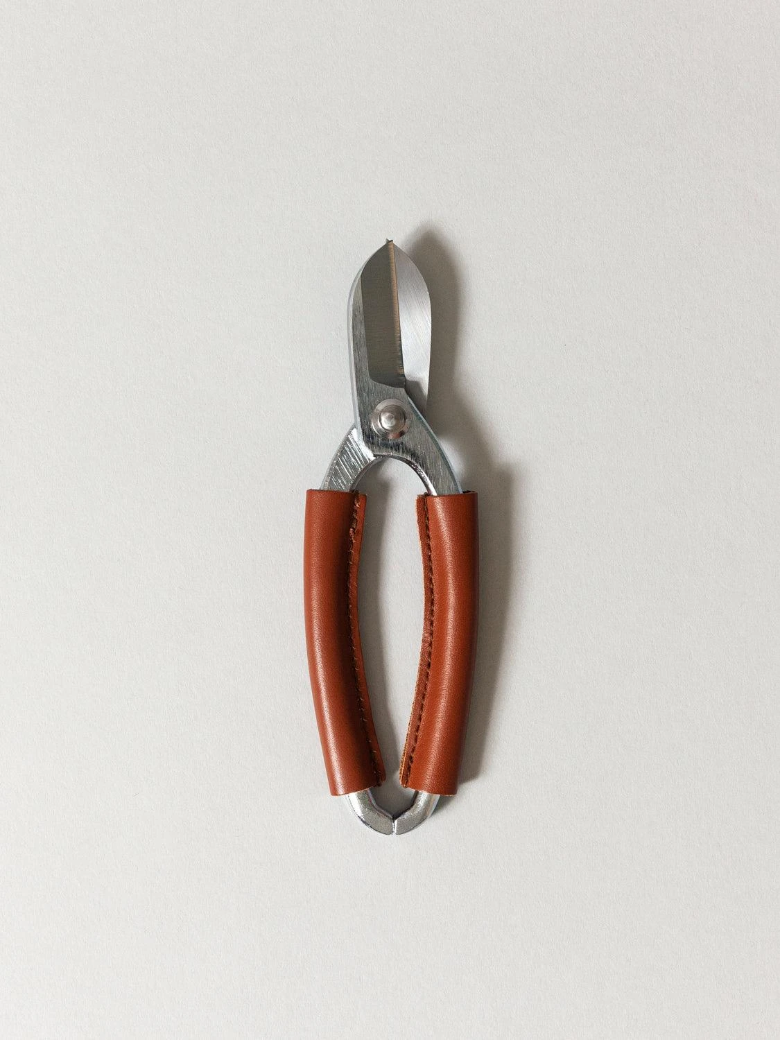 Leather Ikebana Scissors 3 Leather Ikebana Scissors