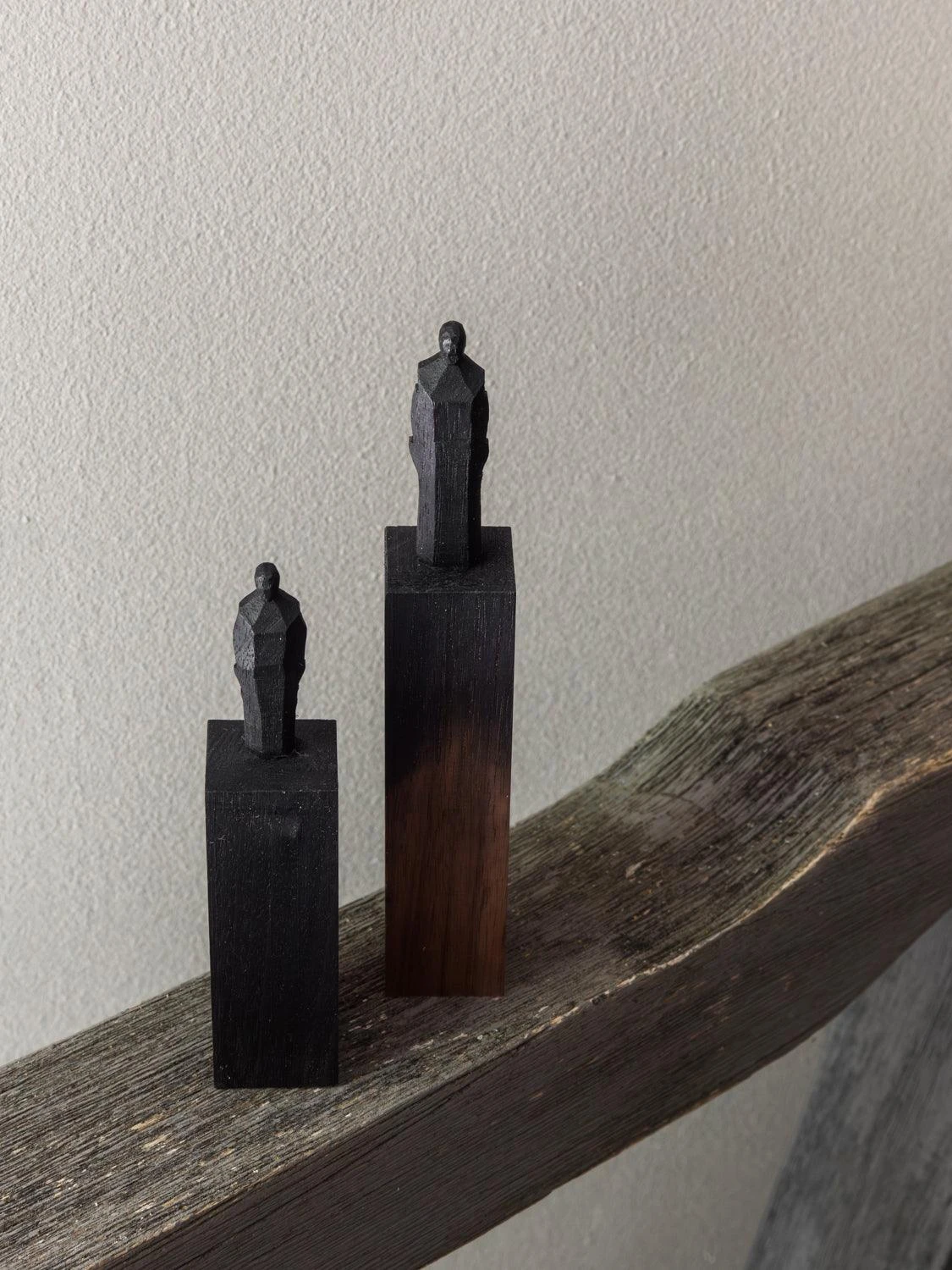 Olectronica Wooden Statuette - Stained 14 Olectronica Wooden Statuette - Stained - Image 12