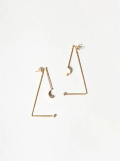 SUNn Elle Earrings 9 SUNn Elle Earrings -Rikumo SUN Elle Earring Long 18kt Gold 1