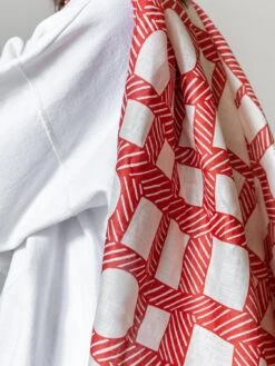 Yamada Linen Furoshiki - Shape And Line 13 Yamada Linen Furoshiki - Shape And Line -Rikumo Yamada Seni Co Yamada Linen Furoshiki Lifestyle 3 e9464904 6819 409f bc6a 449cac9439a0